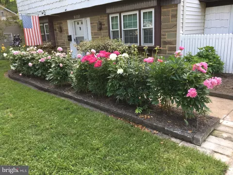 9110 Montpelier Dr, Laurel, MD 20708