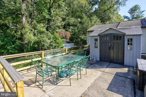 Exterior - 9110 Montpelier Dr, Laurel, MD 20708 photo 5 of 8