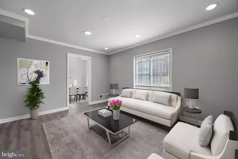 6029 Martin L King Jr Ct, Capitol Heights, MD 20743