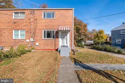 6102 Madison St, Riverdale, MD 20737