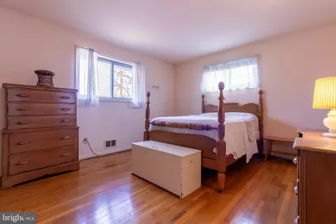 Bedroom - 8403 Eureka St, District Heights, MD 20747 photo 1 of 3