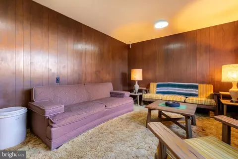 Living - 8403 Eureka St, District Heights, MD 20747 photo 4 of 4
