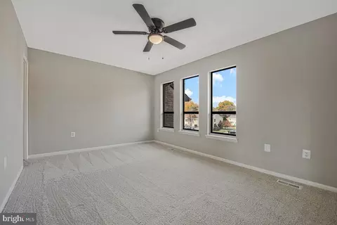 Bedroom - 8739 Brae Brooke Dr, Lanham, MD 20706 photo 4 of 7