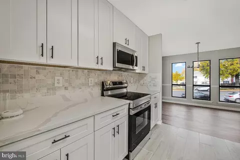 Kitchen - 8739 Brae Brooke Dr, Lanham, MD 20706 photo 4 of 4