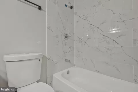 Bath - 8739 Brae Brooke Dr, Lanham, MD 20706 photo 2 of 3