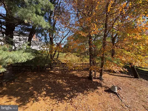 Exterior - 1503 Deer Run Ct, Bowie, MD 20721 photo 7 of 9