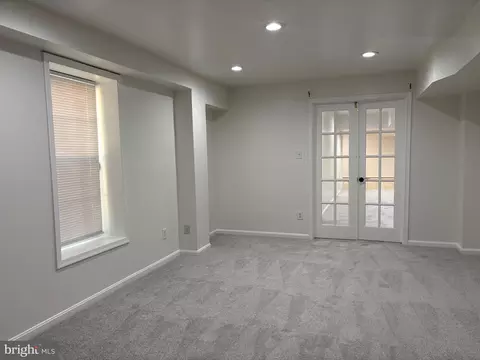 Living - 1503 Deer Run Ct, Bowie, MD 20721 photo 15 of 19
