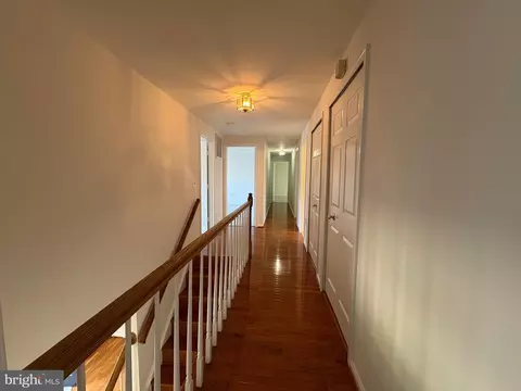 Entry Way - 1503 Deer Run Ct, Bowie, MD 20721 photo 6 of 10