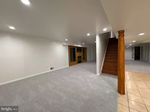 Living - 1503 Deer Run Ct, Bowie, MD 20721 photo 12 of 19
