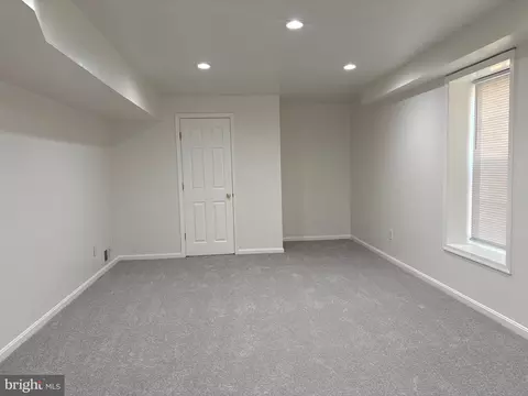 Living - 1503 Deer Run Ct, Bowie, MD 20721 photo 14 of 19