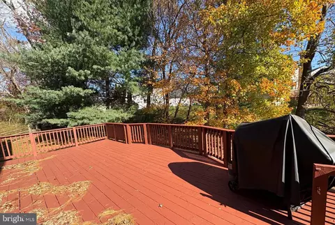Exterior - 1503 Deer Run Ct, Bowie, MD 20721 photo 5 of 9