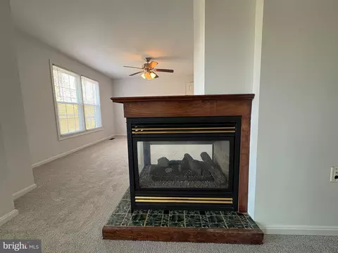 Living - 1503 Deer Run Ct, Bowie, MD 20721 photo 9 of 19