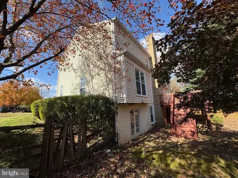 Exterior - 1503 Deer Run Ct, Bowie, MD 20721 photo 6 of 9