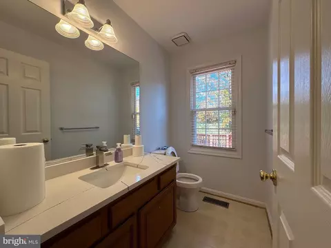 Bath - 1503 Deer Run Ct, Bowie, MD 20721 photo 1 of 8