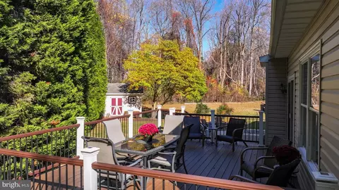 Exterior - 11206 Poplar Grove Ct, Laurel, MD 20708 photo 5 of 5