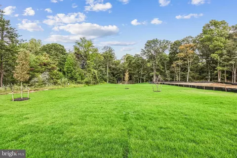 Exterior - 12400 Lusbys Ln, Brandywine, MD 20613 photo 4 of 4