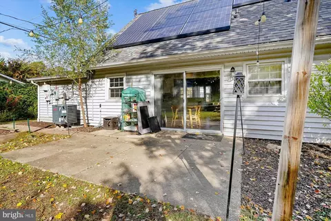 12403 Round Tree Ln, Bowie, MD 20715 photo 30
