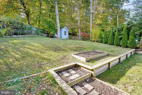 12403 Round Tree Ln, Bowie, MD 20715 photo 12