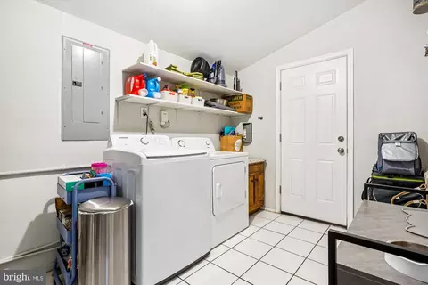 12403 Round Tree Ln, Bowie, MD 20715 photo 39