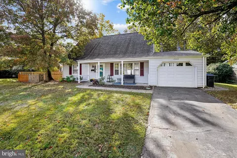 12403 Round Tree Ln, Bowie, MD 20715 photo 6