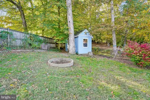 12403 Round Tree Ln, Bowie, MD 20715 photo 13