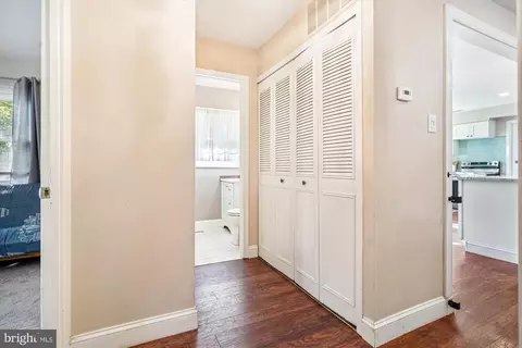 12403 Round Tree Ln, Bowie, MD 20715 photo 42