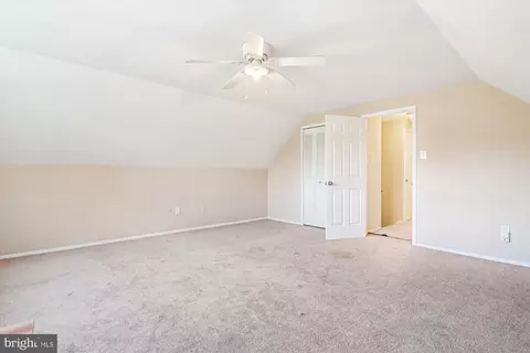 12403 Round Tree Ln, Bowie, MD 20715 photo 46