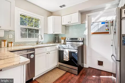 12403 Round Tree Ln, Bowie, MD 20715 photo 26