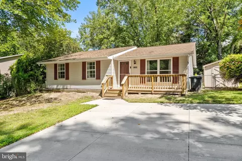 12302 Sturdee Dr, Marlboro, MD 20772