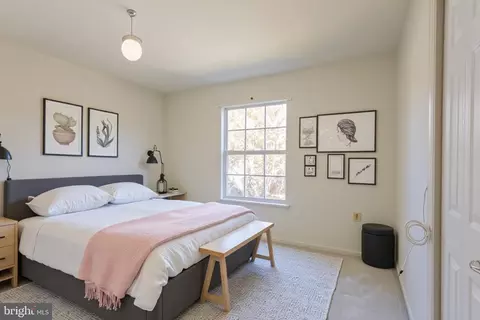 Bedroom - 12017 Deka Rd, Clinton, MD 20735 photo 2 of 4
