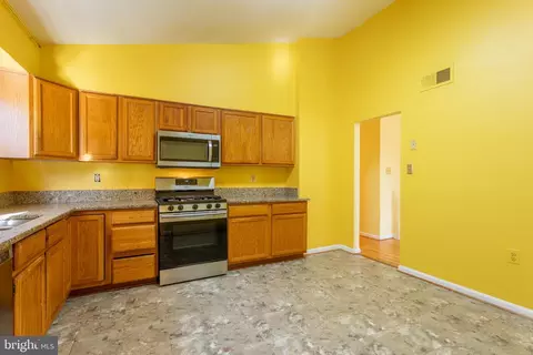Entry Way - 12017 Deka Rd, Clinton, MD 20735 photo 1 of 1
