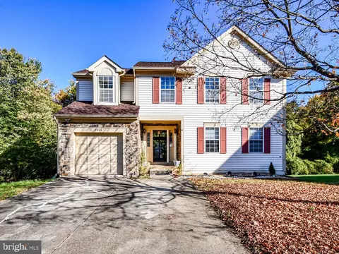7906 Kara Ct, Greenbelt, MD 20770