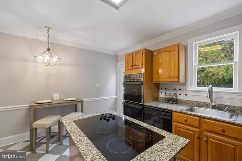 Kitchen - 7005 Beacon Light Rd, Riverdale, MD 20737 photo 4 of 4