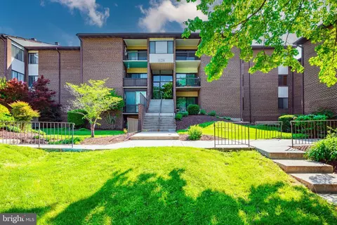 11216 Cherry Hill Rd #304, Beltsville, MD 20705
