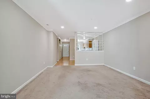 Living - 9264 Cherry Ln #47, Laurel, MD 20708 photo 4 of 4