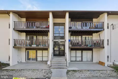 3138 Brinkley Rd #102, Temple Hills, MD 20748