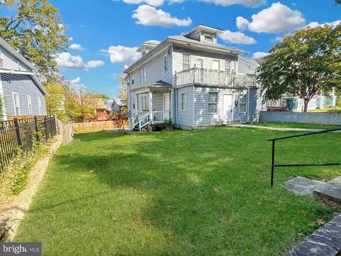 Exterior - 3419 Eastern Ave, Mount Rainier, MD 20712 photo 3 of 5