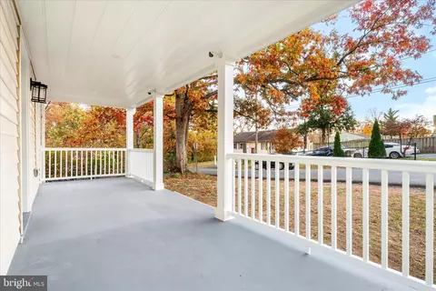 Exterior - 6836 3rd St, Lanham, MD 20706 photo 2 of 4