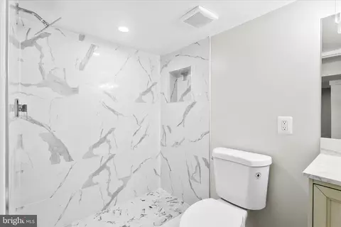 Bath - 6836 3rd St, Lanham, MD 20706 photo 3 of 4