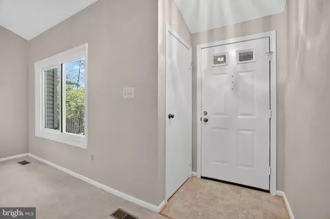 8203 Willow St, Laurel, MD 20707 photo 4