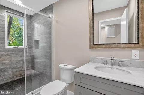 8203 Willow St, Laurel, MD 20707 photo 19