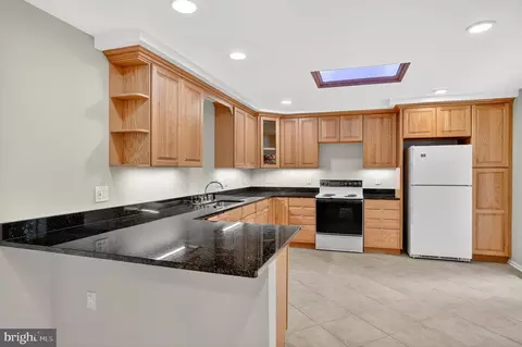 8203 Willow St, Laurel, MD 20707 photo 13
