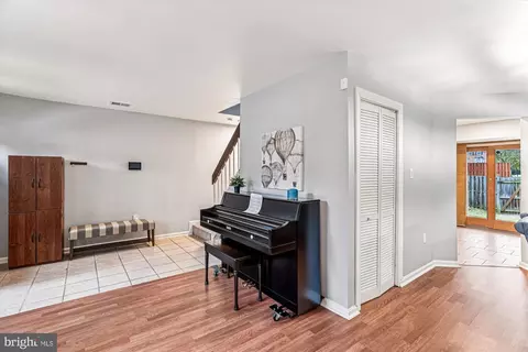 Entry Way - 10339 Broom Ln, Lanham, MD 20706 photo 4 of 4