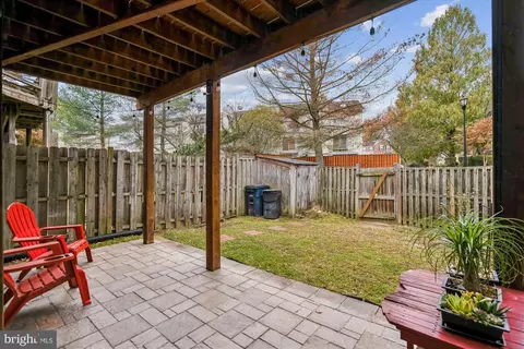 Exterior - 10339 Broom Ln, Lanham, MD 20706 photo 6 of 6
