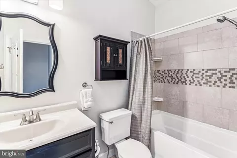 Bath - 10339 Broom Ln, Lanham, MD 20706 photo 3 of 4