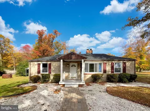 1101 Pine Ln, Accokeek, MD 20607