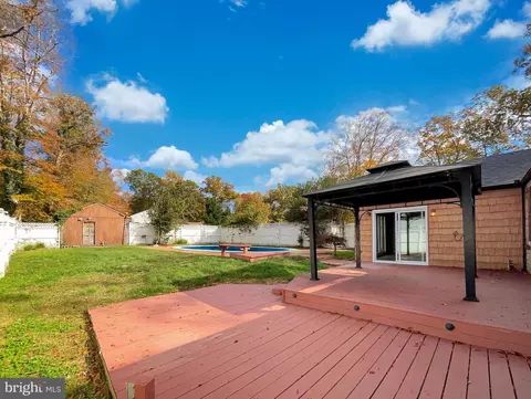 Exterior - 1101 Pine Ln, Accokeek, MD 20607 photo 1 of 10