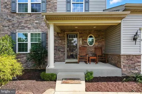 Exterior - 8518 Cedar Chase Dr, Clinton, MD 20735 photo 2 of 6