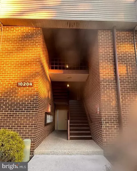 10204 Prince Pl #3-105, Marlboro, MD 20774