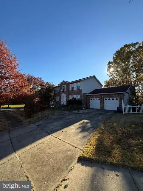 9006 Trubador Dr, Clinton, MD 20735